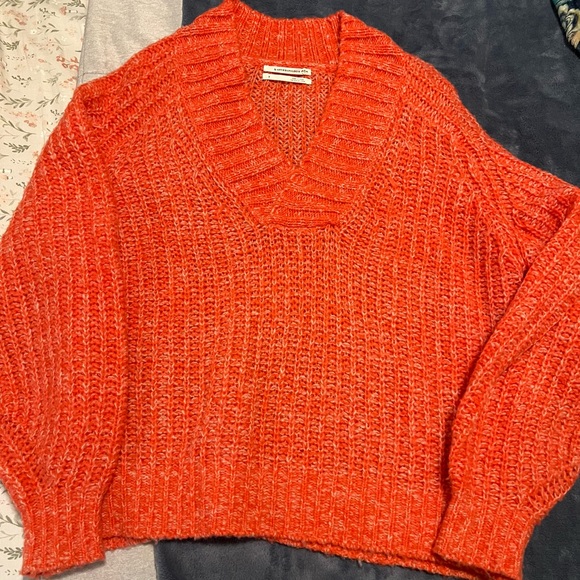 Anthropologie Coral V-Neck Sweater - Picture 2 of 6
